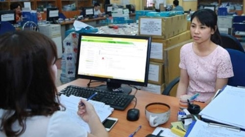 Le Ministère vietnamien des Finances poursuivra la réduction et la simplification de plus de 10% des formalités fiscales. Photo: VNA.
