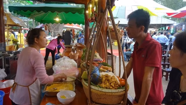 Un stand gastronomique au Festival gastronomique de la Terre méridional 2018. Photo : Daidoankêt