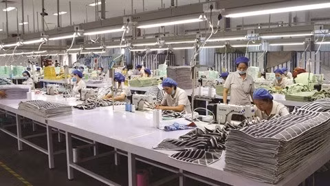 En 2021, pour la 5eannée consécutive, Quang Ninh a été en tête du classement national de l’indice de compétitivité provinciale. Photo : VNA.