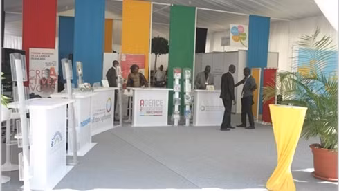 Le pavillon de l’Agence universitaire de la Francophonie (AUF) dans le Village de la Francophonie. Photo: OIF. 