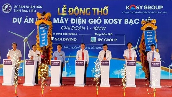 Cérémonie de la mise en chantier de la centrale éolienne de Kosy Bac Liêu. Photo : laodong.com.vn.