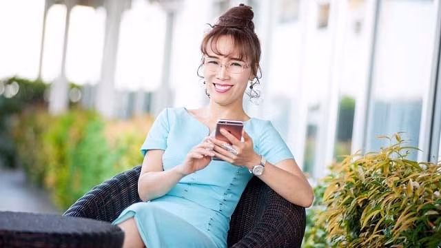 La PDG de la compagnie aérienne low-cost Vietjet Air, Nguyên Thi Phuong Thao. Photo: Bloomberg. 