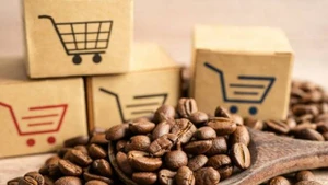 Au cours des six premiers mois de l’année, la valeur des exportations de café a atteint 5,5 milliards de dollars, en forte hausse par rapport aux 2,7 milliards de dollars enregistrés à la même période de l’année dernière. Photo: congthuong.vn
