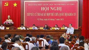 Le président de l’Assemblée nationale Trân Thanh Mân s’exprime lors de sa rencontre avec les électeurs de Cân Tho, le 1er juillet. Photo : VNA