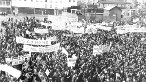 Des amis internationaux organisent un meeting de soutien au Vietnam. Photo d'archives