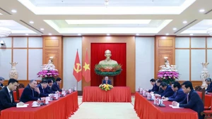 Le soir du 26 janvier, le secrétaire général du Parti communiste du Vietnam (PCV), Tô Lâm, a eu un entretien téléphonique avec le premier secrétaire du Parti communiste de Cuba et président de Cuba, Miguel Diaz-Canel. Photo: VNA.