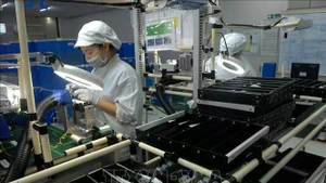 Le Vietnam entre dans une nouvelle phase de développement avec l’ambition de devenir un pays développé à revenu élevé d’ici 2045. Photo : VNA