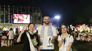 Saleem Hammad, de nationalité palestinienne, travaille à l’Ambassade du Qatar au Vietnam. Photo: baoquocte.vn