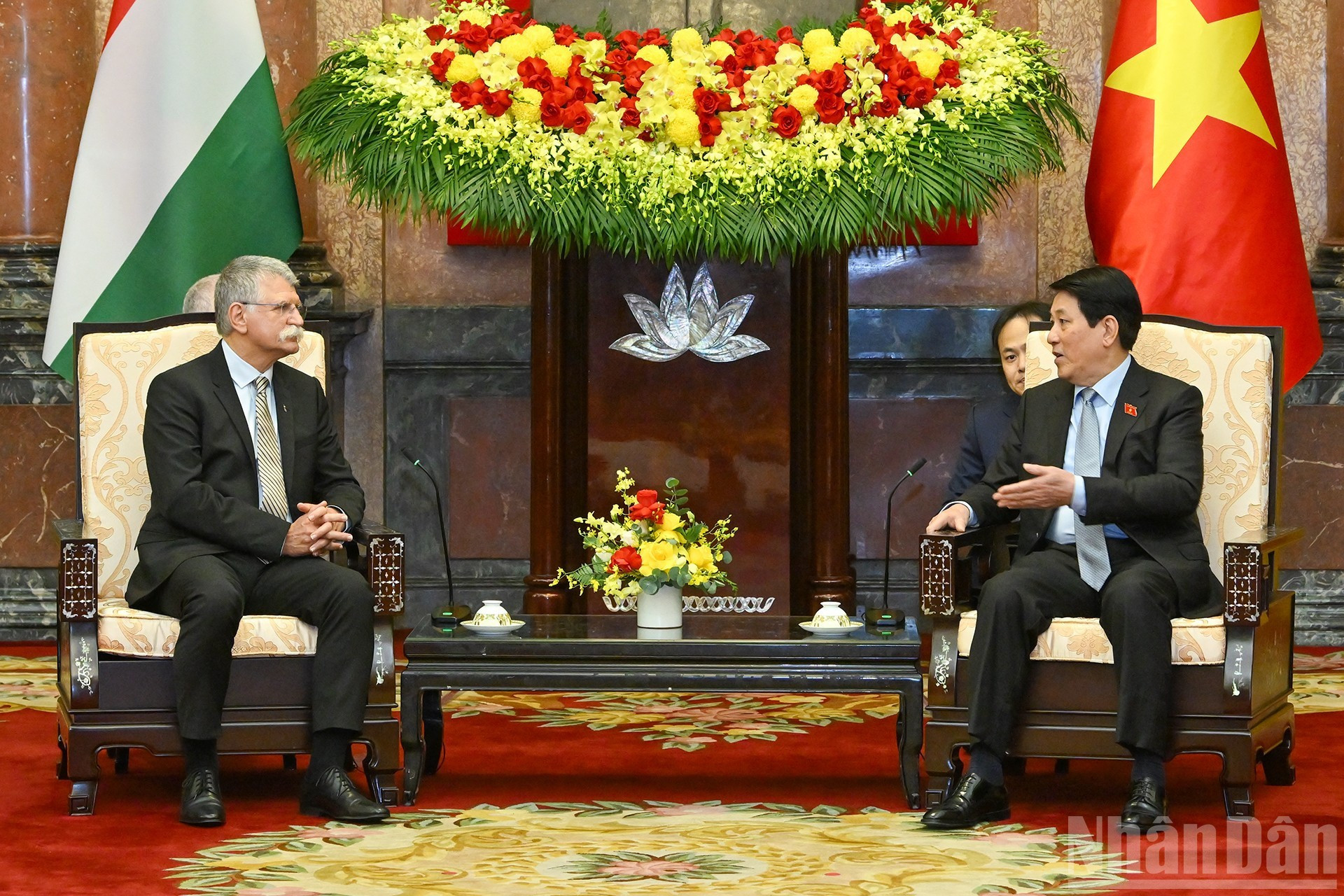 Le président de la République Luong Cuong reçoit le président du Parlement hongrois László Kövér. Photo: NDEL lc2.jpg