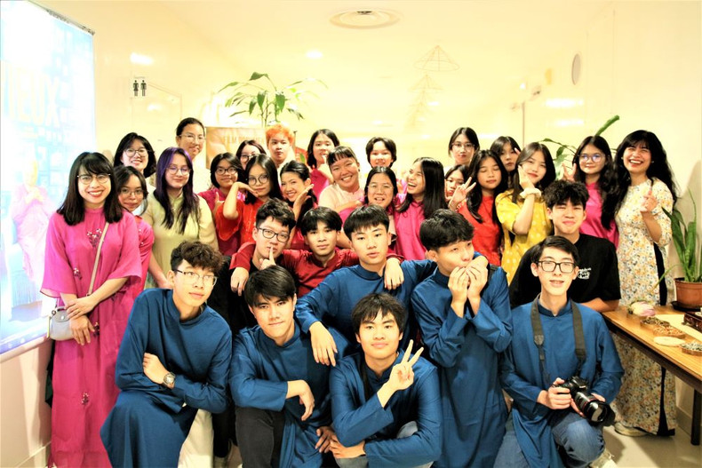 Des jeunes vietnamiens du monde entier ont contribué à cet événement.