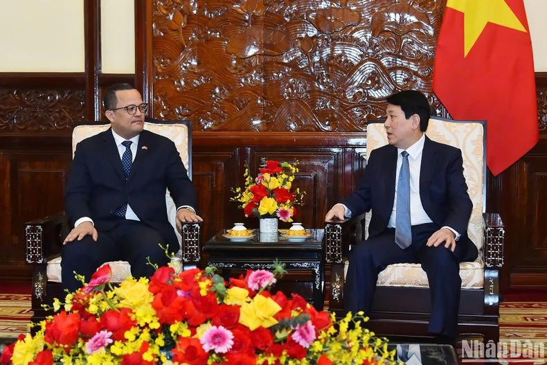 Lors de la rencontre. Photo: NDEL Lors de la rencontre. Photo: NDEL