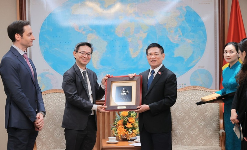 S&P impressionné par la Résolution 68-NQ/TW et la rationalisation administrative du Vietnam ảnh 1