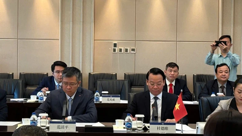 Le ministre vietnamien de l’Agriculture et de l’Environnement, Do Duc Duy lors de l'entretien. Photo : NDEL Le ministre vietnamien de l’Agriculture et de l’Environnement, Do Duc Duy lors de l'entretien. Photo : NDEL
