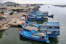  Des bateaux de pêche à Ninh Thuân. Photo: VNA