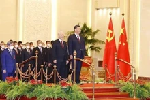 Cérémonie d’accueil officielle du Secrétaire général du Comité central du Parti communiste du Vietnam (PCV) Nguyên Phu Trong, en visite en Chine, à Pékin. Photo : VNA.