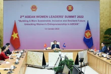 Le Premier ministre Pham Minh Chinh lors du deuxième Sommet des femmes dirigeantes de l'ASEAN. Photo : Trân Hai/NDEL.
