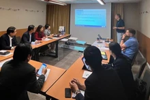 Les responsables de Dà Nang cherchent à promouvoir les investissements au Royaume-Uni. Photo: plo.vn