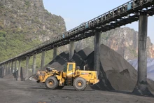 On s’attend à ce que 2024 soit une année réussie pour l'industrie nationale, contribuant ainsi aux objectifs de développement socio-économique de toute l'année. Photo : baoquangninh.vn 