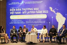 Des délégués vietnamiens et latino-américains au forum. Photo : VNA.