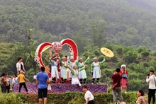 Le festival culturel et sportif des H’Mông est organisé chaque année. Photo : NDEL