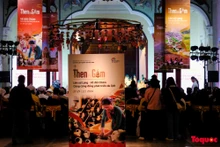 Le programme vise à mettre en lumière les valeurs exceptionnelles de ces patrimoines, notamment les pratiques du Then des Tày, Nùng et Thái et l’art de la céramique des Chăm. Photo : Toquoc.vn