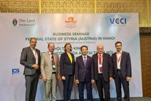 Des représentants vietnamiens et autrichiens lors du séminaire d'entreprises de l'Autriche. Photo: VNA