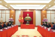 Entretien téléphonique entre To Lam et Xi Jinping. Photo: VNA 