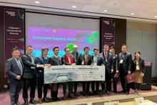La délégation vietnamienne au SEMICON Korea 2025 à Séoul. Photo : VNA. 
