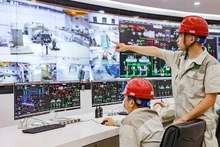 A la centrale électrique de Nam Son. Photo : NDEL.