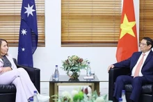 Entrevue entre le PM vietnamien et la Présidente du Sénat australien