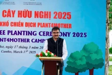 Cân Tho et l’Inde unis pour un avenir vert et durable à travers la cérémonie de plantation d’arbres