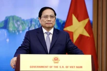 Le Premier ministre Pham Minh Chinh s'exprime lors de la séance plénière du 7e Forum économique de l'Est. Photo: VOV