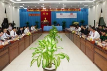 Entretien entre les autorités d'An Giang et de Champasak. Photo : Thoidai.
