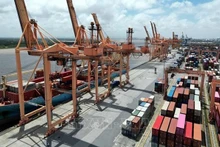 La transformation numérique dans le secteur du transport et de la logistique est l'un des huit domaines prioritaires auxquels le gouvernement accorde une attention particulière. Photo : VNA.