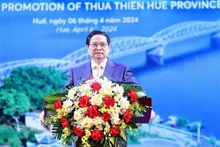 Le Premier ministre Pham Minh Chinh lors de la conférence. Photo : VNA.