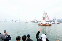 Clipper Race poursuit son 8e challenge depuis Ha Long. Photo : VNA.