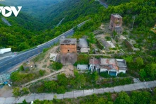 Avant la restauration, la porte Hai Van était fortement dégradée. 