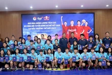 L'équipe vietnamienne est recompensée pour sa performance aux SEA Games 32. Photo : VFF.