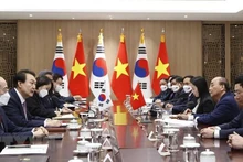 Entretien entre les Présidents vietnamien, Nguyên Xuân Phuc, et sud-coréen, Yoon Suk-yeol. Photo : VNA.