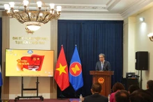 L'ambassadeur du Vietnam en Russie, Dang Minh Khoi, s'exprime à l'événement. Photo : VNA.