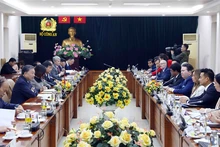 Le ministre de la Sécurité publique, Tô Lâm, reçoit une délégation de représentants d’entreprises membres de l’US - ASEAN Business Council. Photo : bocongan.gov.vn