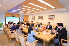 Le président du groupe Itochu, Masahiro Morofuji, a eu une séance de travail avec les responsables de Vinatex. Photo : baodautu.vn