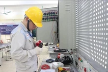 L’industrie des semi-conducteurs est devenue un moteur essentiel du développement rapide du marché de l’immobilier industriel au Vietnam. Photo : VNA.
