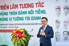Le journal Nhan Dan inaugure une exposition interactive pour le 80e anniversaire de l'Armée populaire vietnamienne