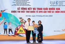 La lettre de Duy a remporté le premier prix du concours national de composition épistolaire pour les jeunes de l'UPU. Photo : CPV.