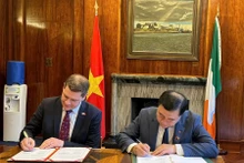 Le Vietnam et l’Irlande signent un accord pour renforcer la coopération économique et commerciale
