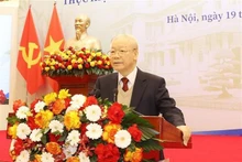 Le Secrétaire général du PCV Nguyên Phu Trong prend la parole lors de la 32e Conférence de la diplomatie. Photo : VNA.