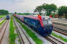 La ligne ferroviaire d'Ao Cai-Hanoi-Hai Phong longera le deuxième plus grand corridor économique du Vietnam. Photo : VietnamPlus