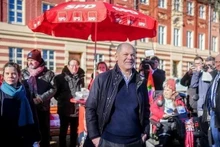 Olaf Scholz, actuel chancelier allemand, s'exprime devant les médias à Potsdam, sa ville natale, avant les élections générales du 23 février 2025. Photo : DW.