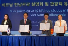 Signature du protocole d'accord visant à promouvoir les services de paiement numérique entre le Vietnam et la R.de Corée. Photo : VOV.